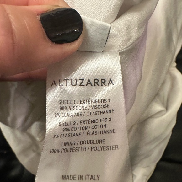 Skirt bundle luxury
Altuzarra skirt size 36
Karl Lagerfeld skirt size 42 - Picture 5 of 8